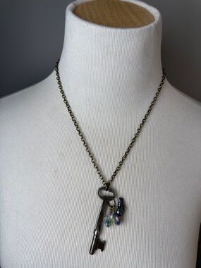 Vintage Skeleton Key Pendant Necklace with charms
